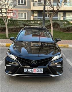 تۆیۆتا کامری